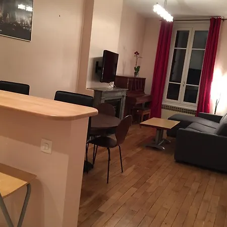 Apartment Appartement, Lyon, *